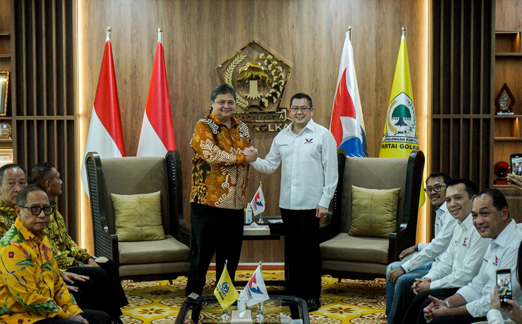 Ketum Perindo Hary Tanoe Bertemu dengan Ketum Golkar Airlangga Hartarto