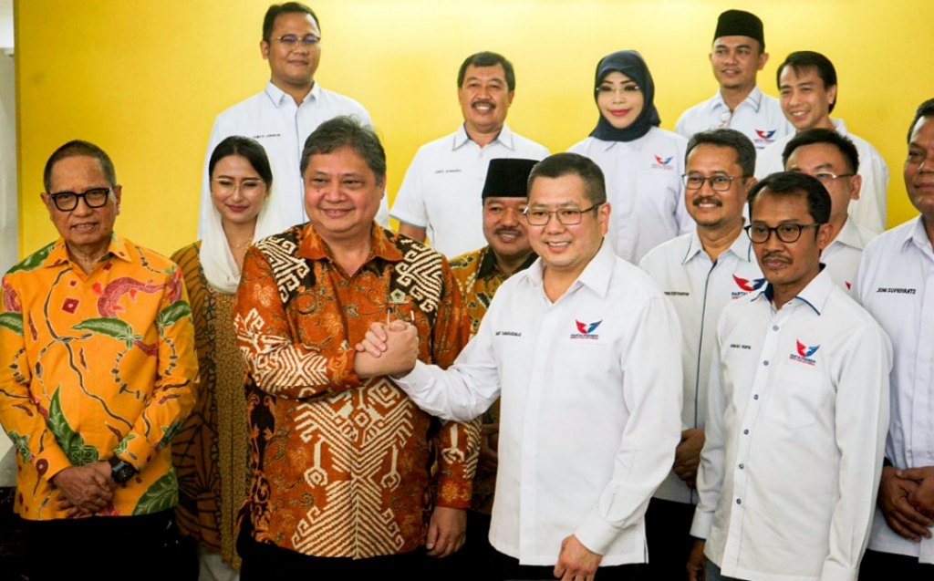 Ketum Perindo Hary Tanoe Bertemu dengan Ketum Golkar Airlangga Hartarto