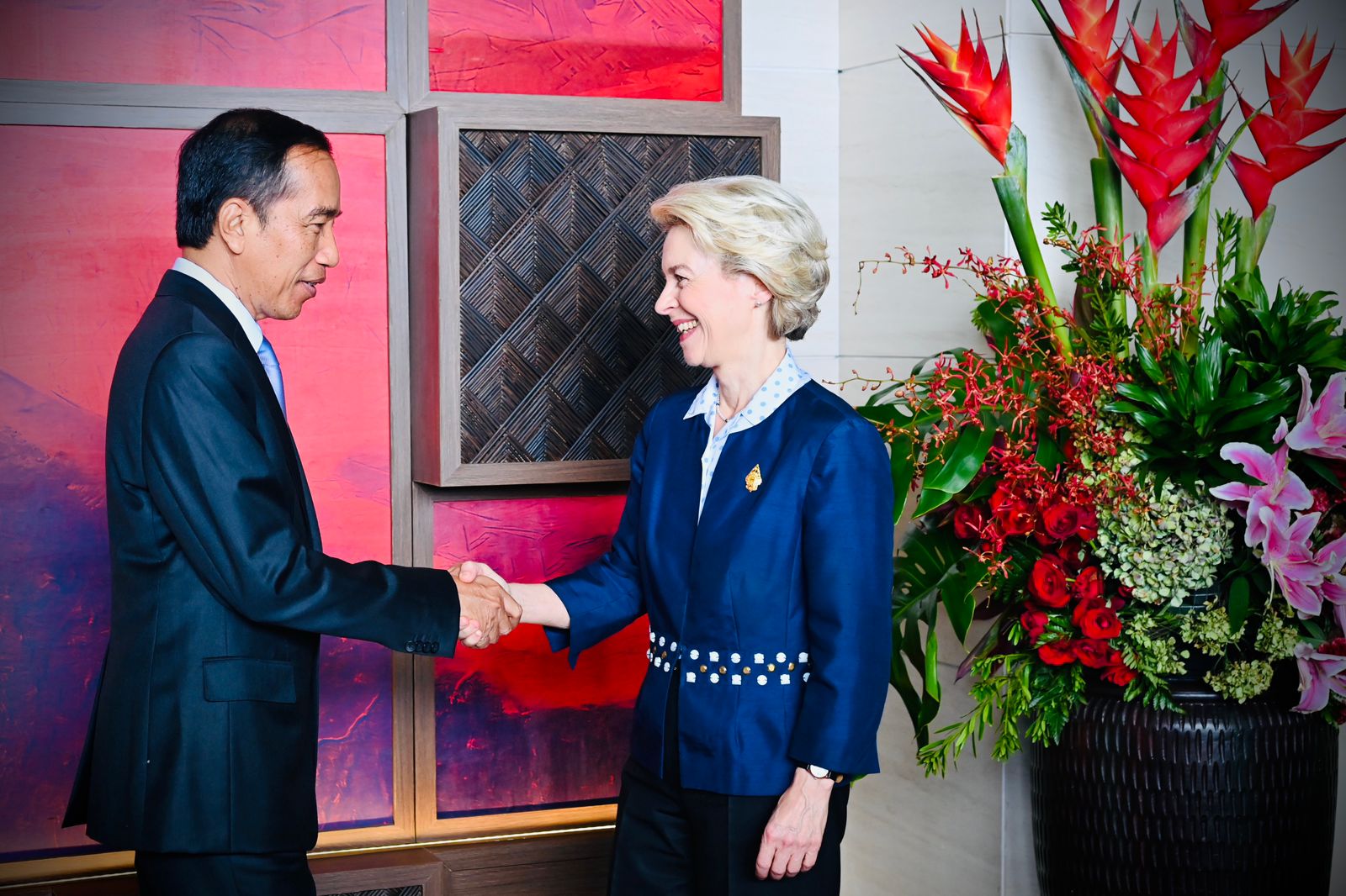 Presiden Jokowi Lakukan Pertemuan Bilateral dengan Presiden Komisi Eropa