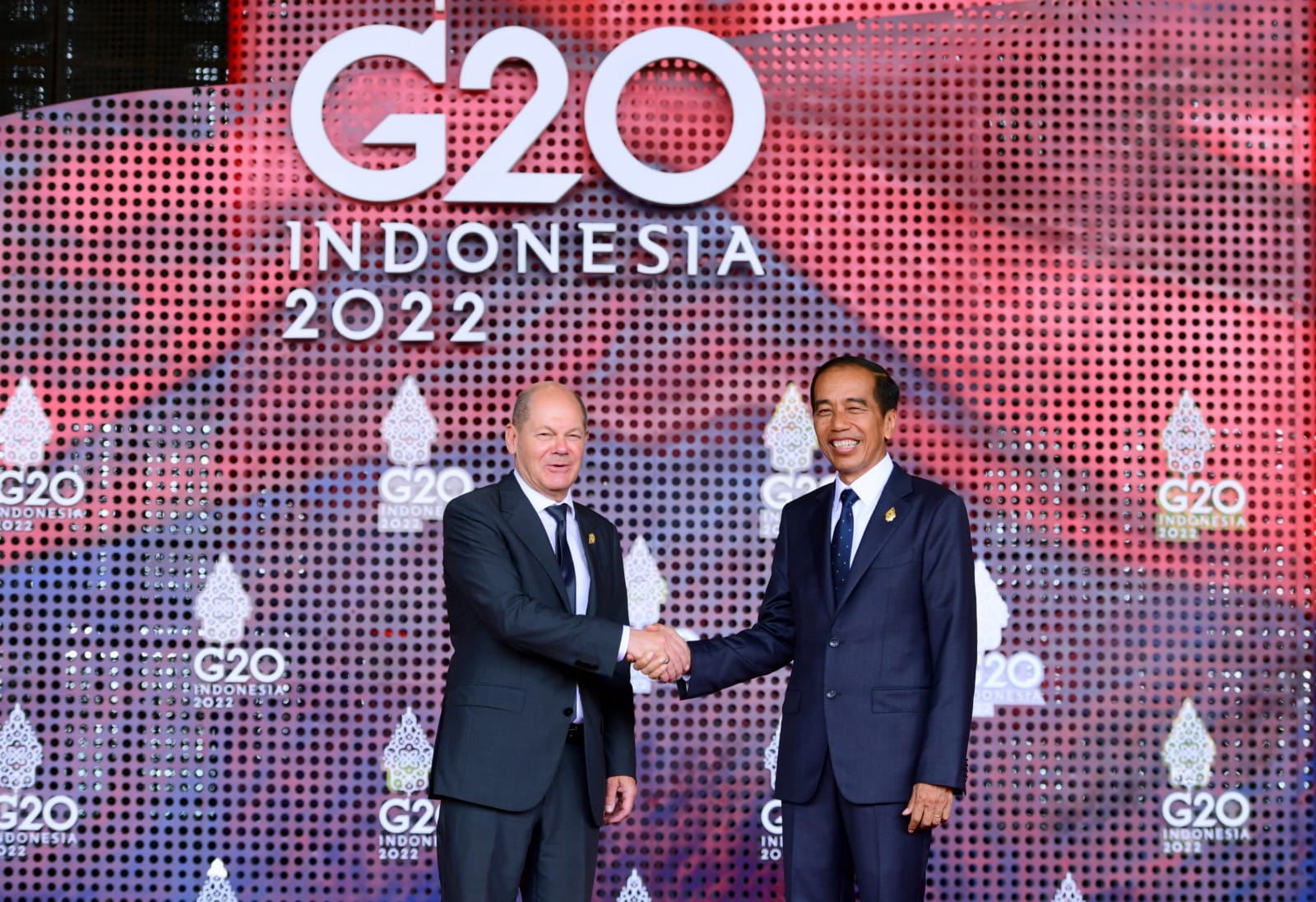 KTT G20 Dimulai, Presiden Jokowi Sambut Para Pemimpin G20 di Apurva Kempinski Bali