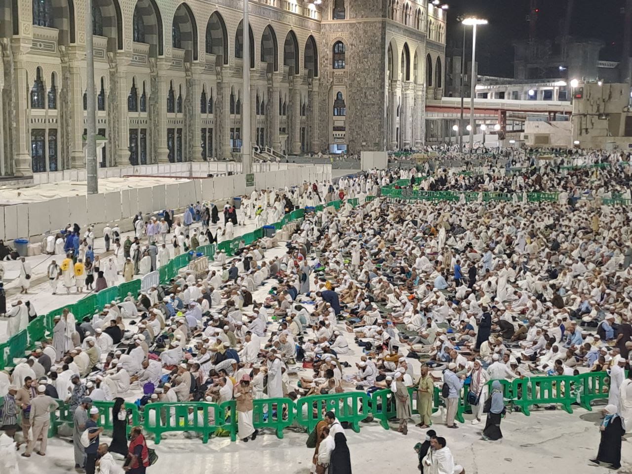 Hampir Seluruh Jemaah Telah Berada di Makkah, Masjidil Haram Semakin Padat