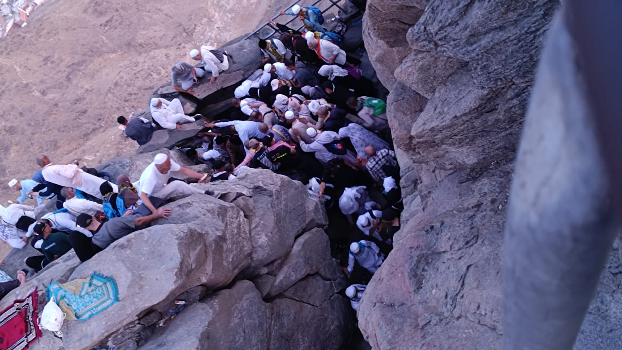 Napak Tilas Perjalanan Rasul ke Gua Hira Jabal Nur