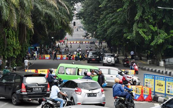 Ruas Jalan Otista Kota Bogor Ditutup untuk Pembangunan Revitalisasi Jembatan