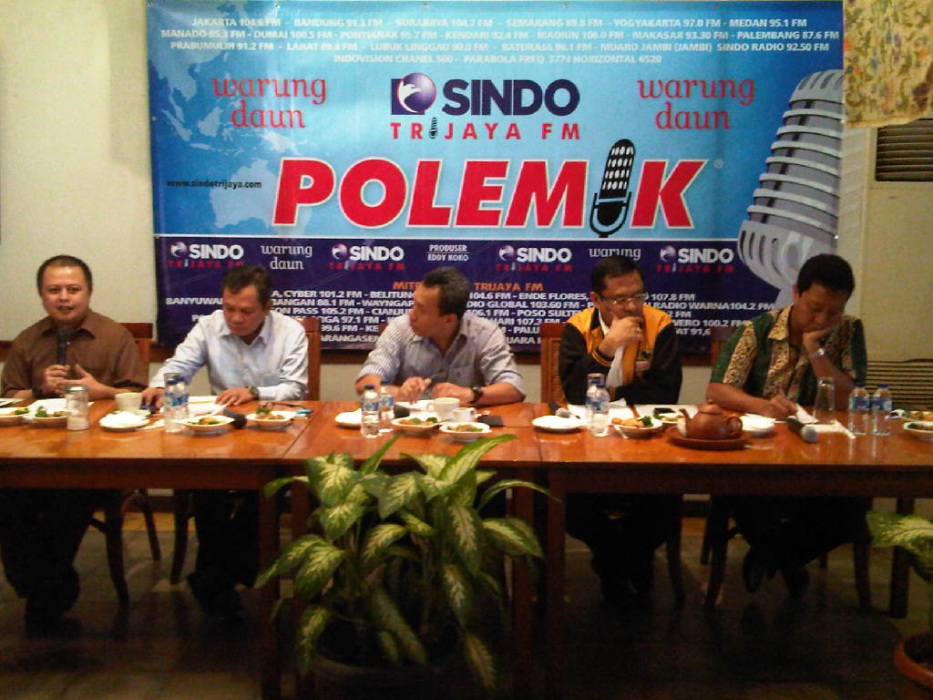 Polemik 13 April 2013