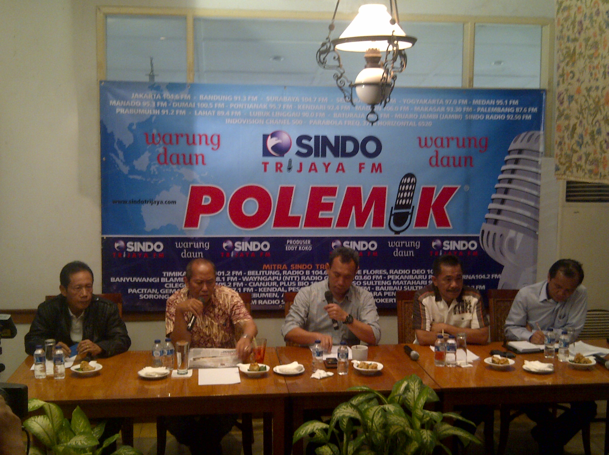 Polemik 5 April 2013